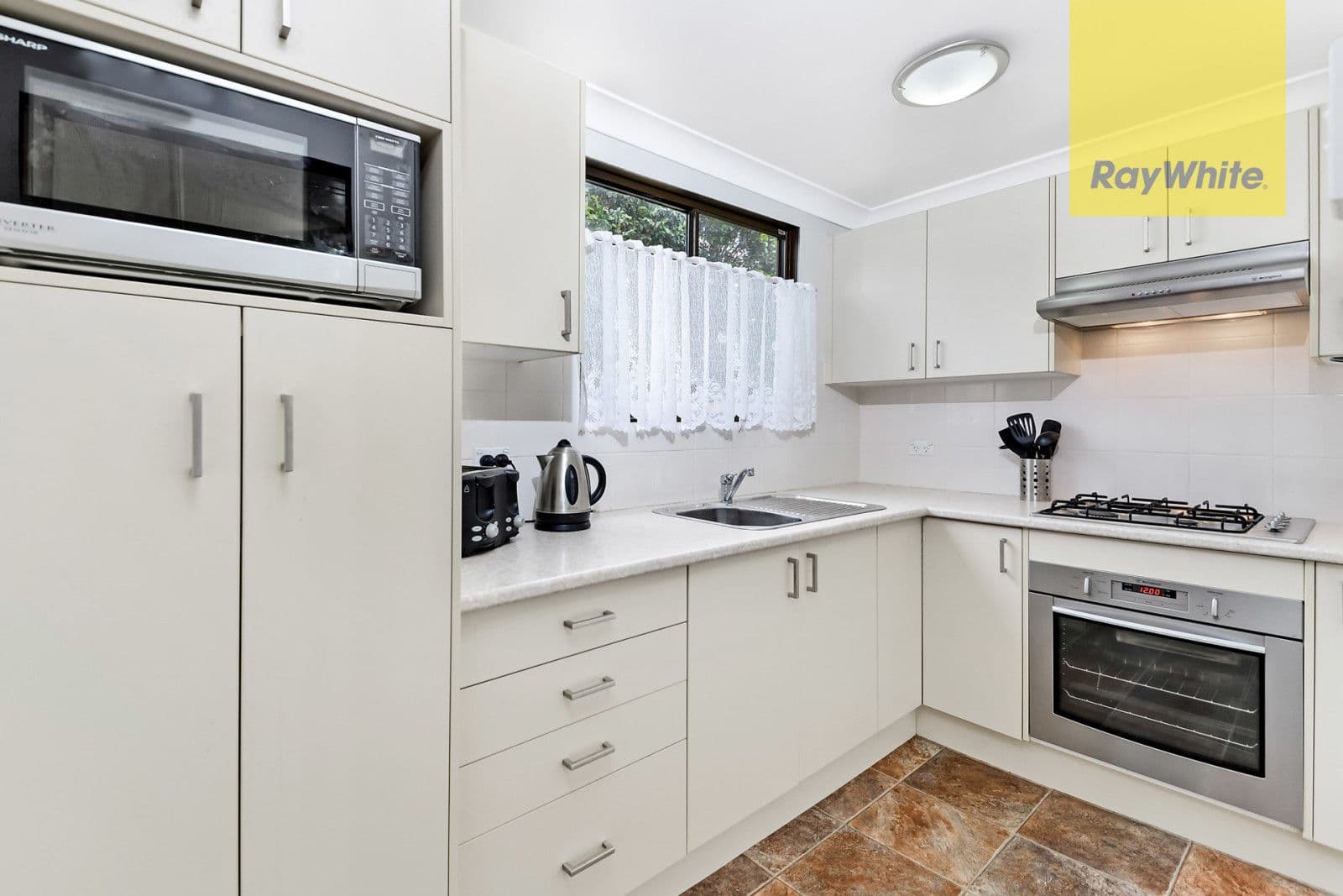 29 Ritchie Street, Rosehill - Thumbnail 3
