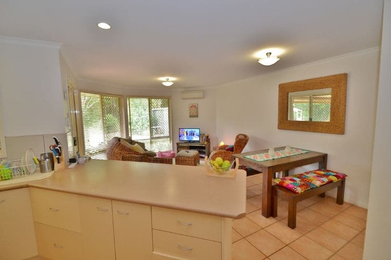 21 Dana Close, Glass House Mountains QLD 4518, Glass House Mountains - Thumbnail 5