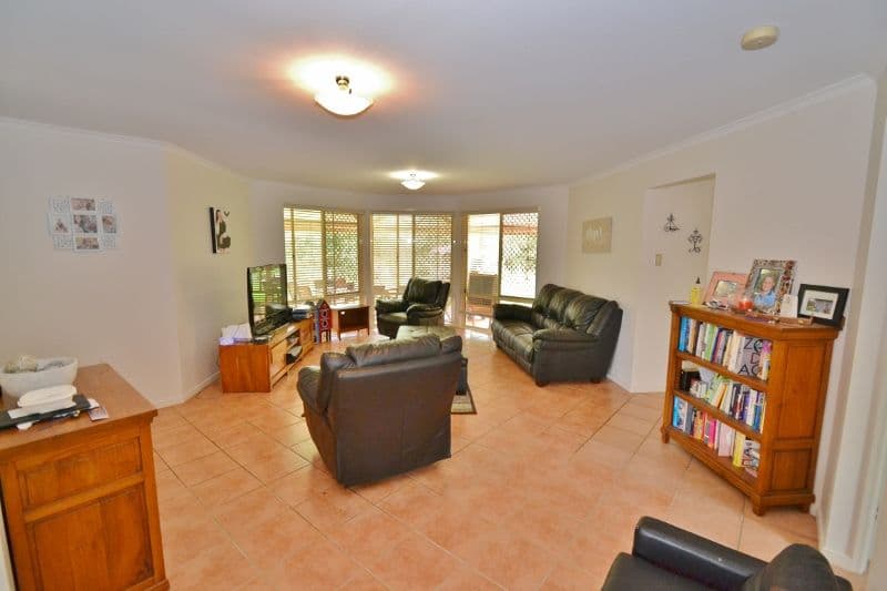 21 Dana Close, Glass House Mountains QLD 4518, Glass House Mountains - Thumbnail 7