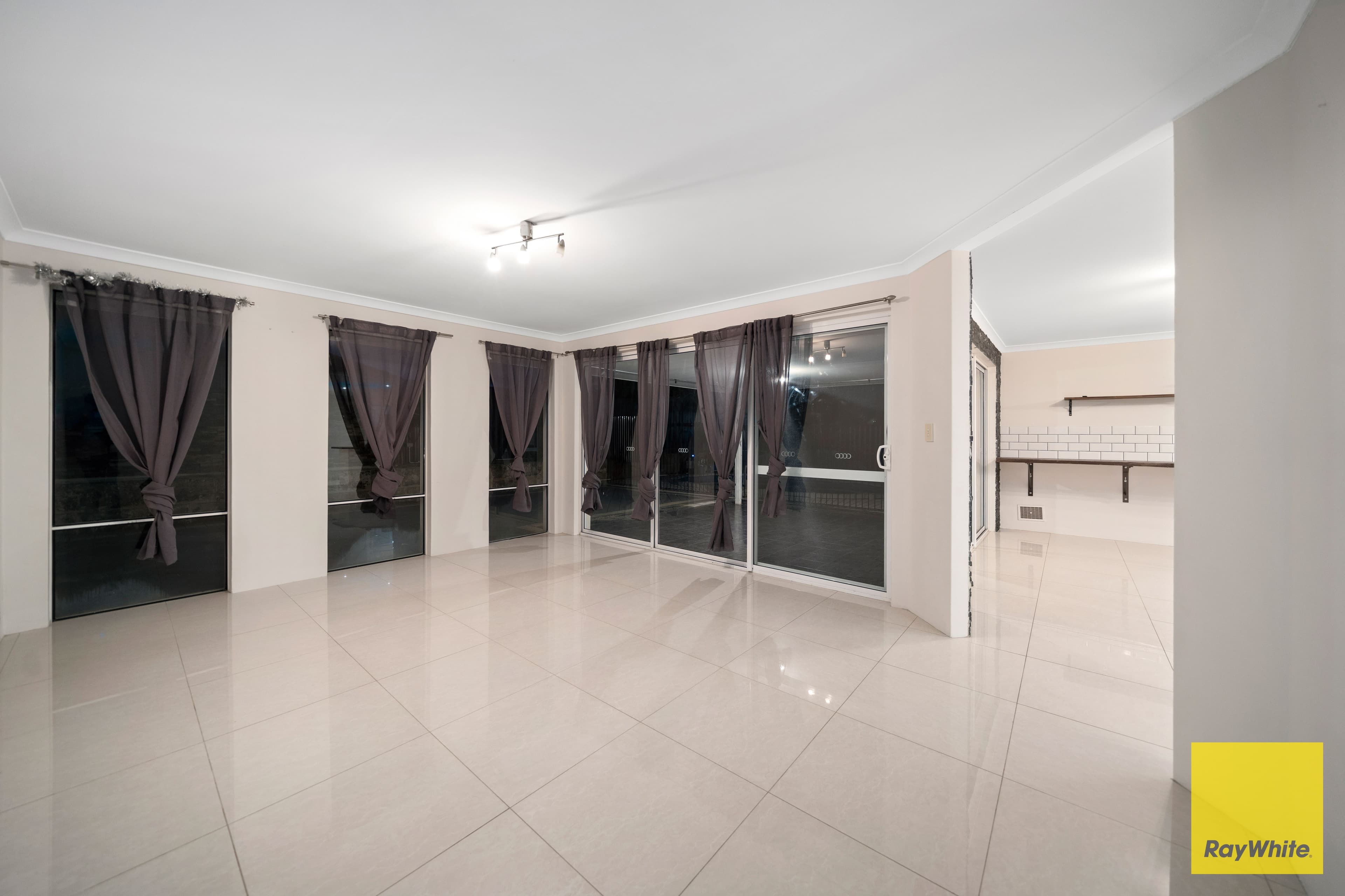 1 Ingham Street, Aveley WA 6069, Aveley - Thumbnail 4