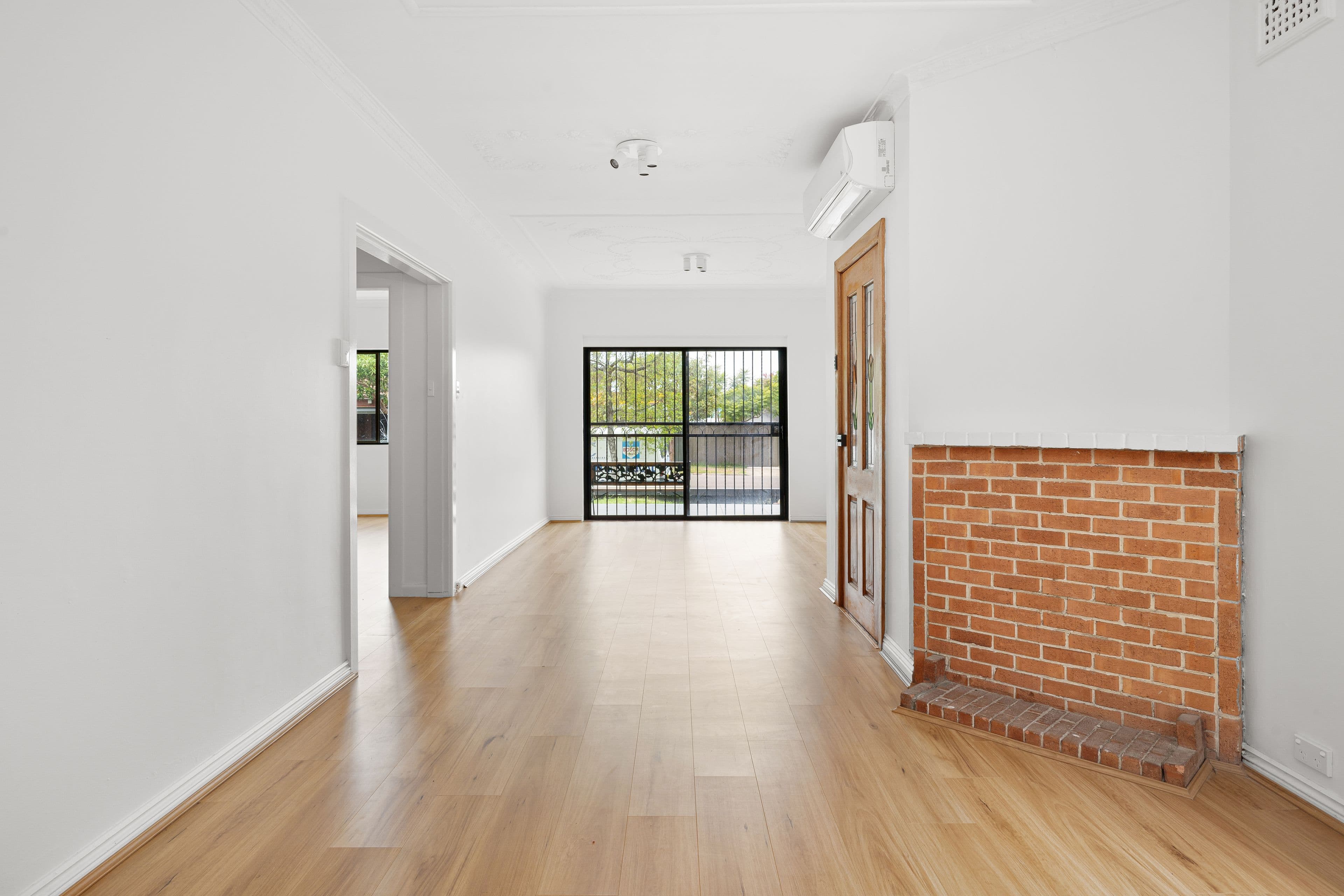 19 Schofield Avenue, Earlwood NSW 2206, Earlwood - Thumbnail 2