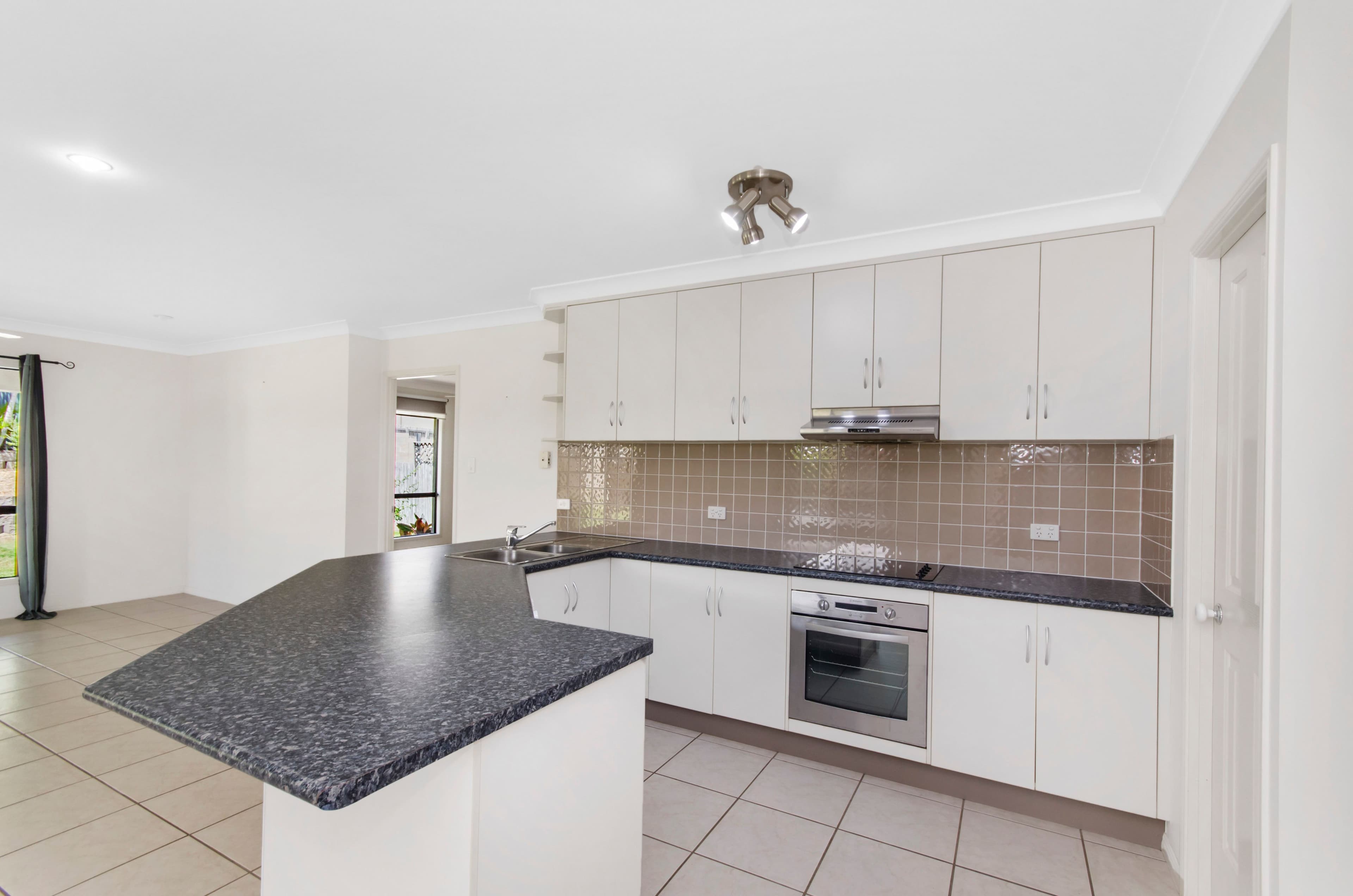 27 Timbury Way, Mount Louisa QLD 4814, Mount Louisa - Thumbnail 5