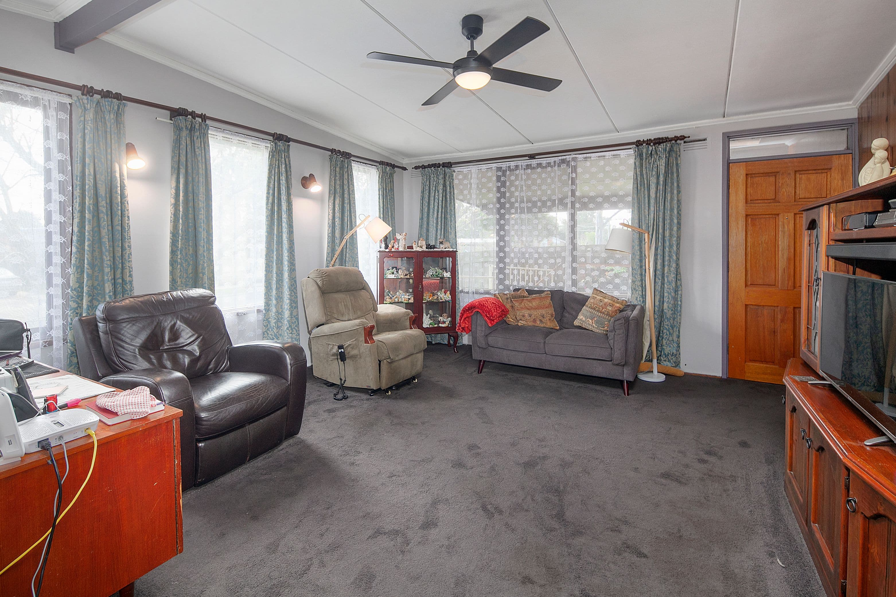 17 Bouvardia Crescent, Frankston North VIC 3200, Frankston North - Thumbnail 2