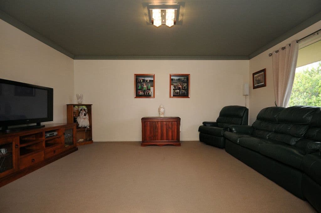1 Bauer Court, Hodgson Vale QLD 4352, Hodgson Vale - Thumbnail 3