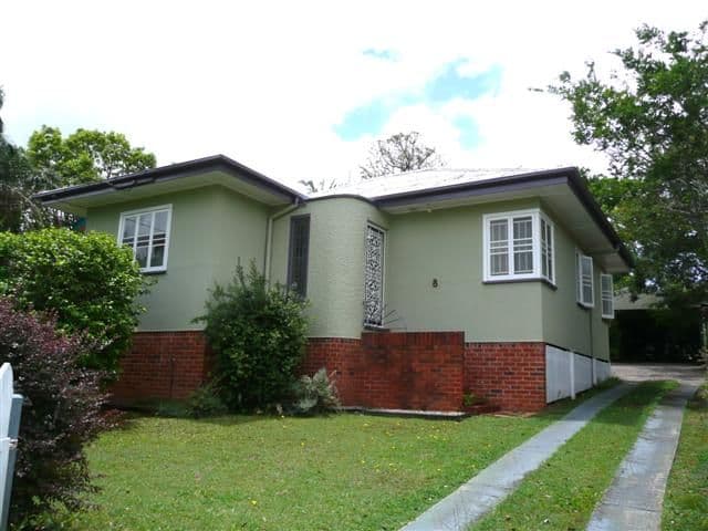 8 Avesnes Street, HOLLAND PARK QLD 4121, Holland Park - Image 1