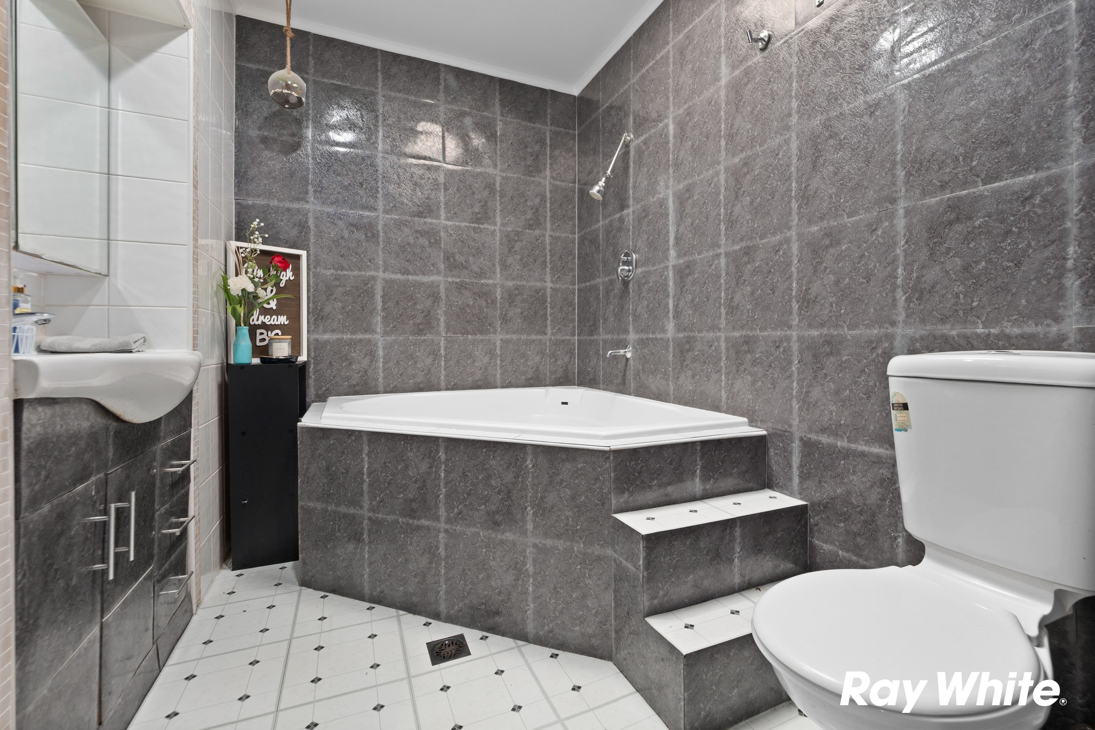 27 Armstrong Place, Dean Park NSW 2761, Dean Park - Thumbnail 8