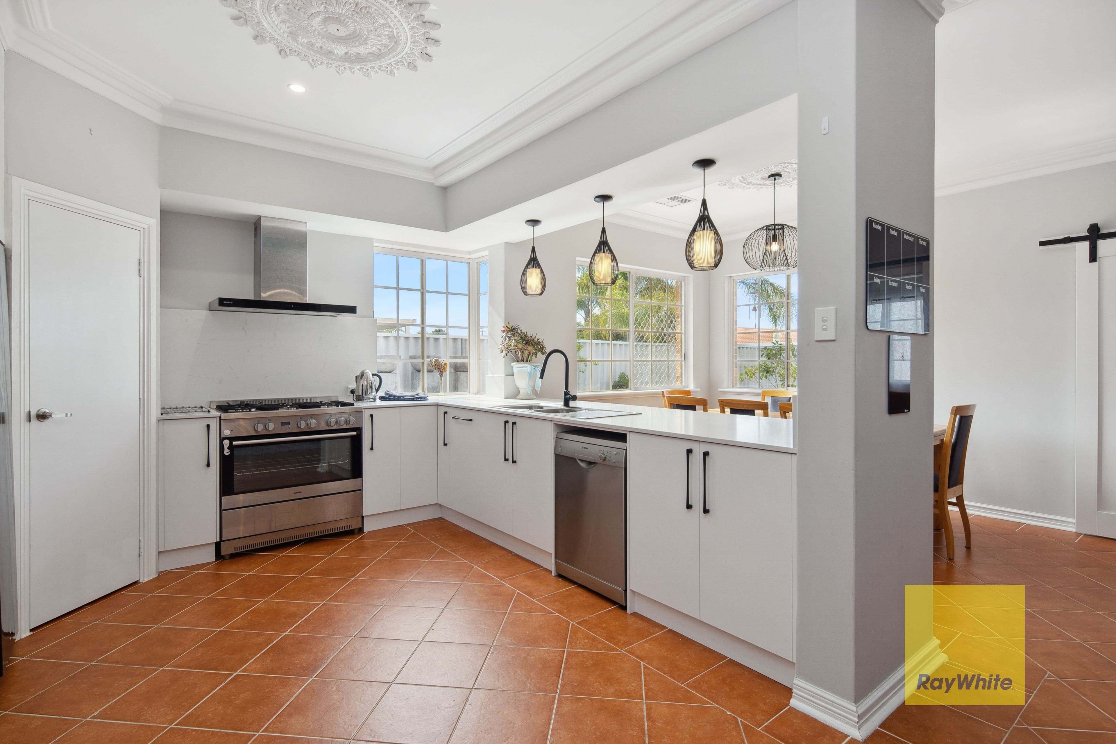 119 Sacramento Avenue, Beechboro WA 6063, Beechboro - Thumbnail 5