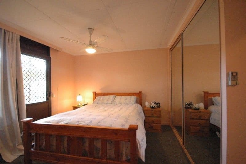 18 Robb Street, OAKEY QLD 4401, Oakey - Thumbnail 4