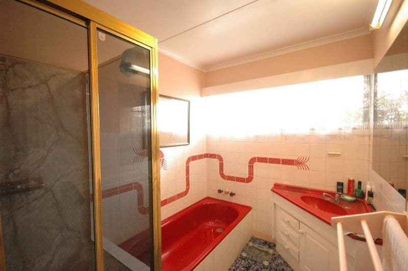 18 Robb Street, OAKEY QLD 4401, Oakey - Thumbnail 8