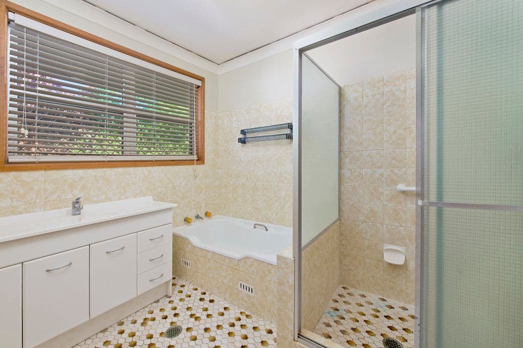 15 Lake Road, Port Macquarie - Thumbnail 4