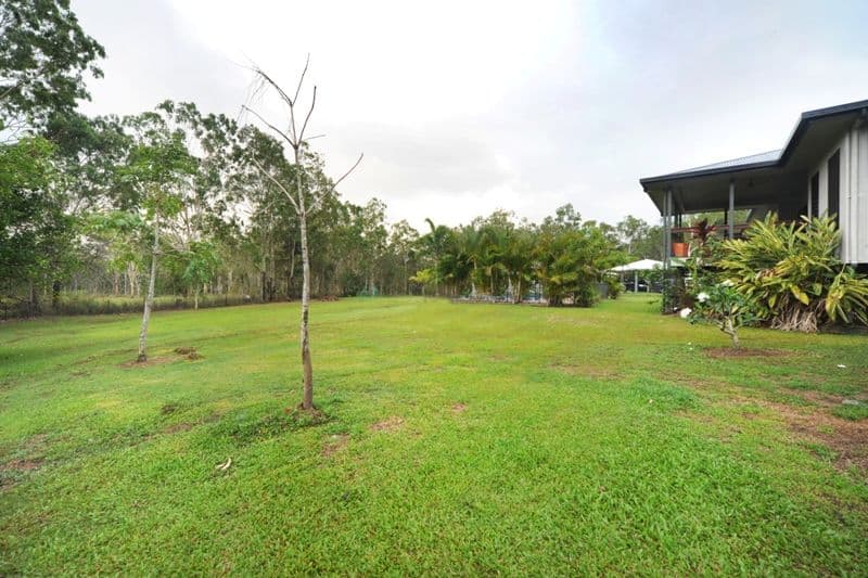 142 Kookaburra Drive, CANNONVALE QLD 4802, Cannonvale - Thumbnail 8
