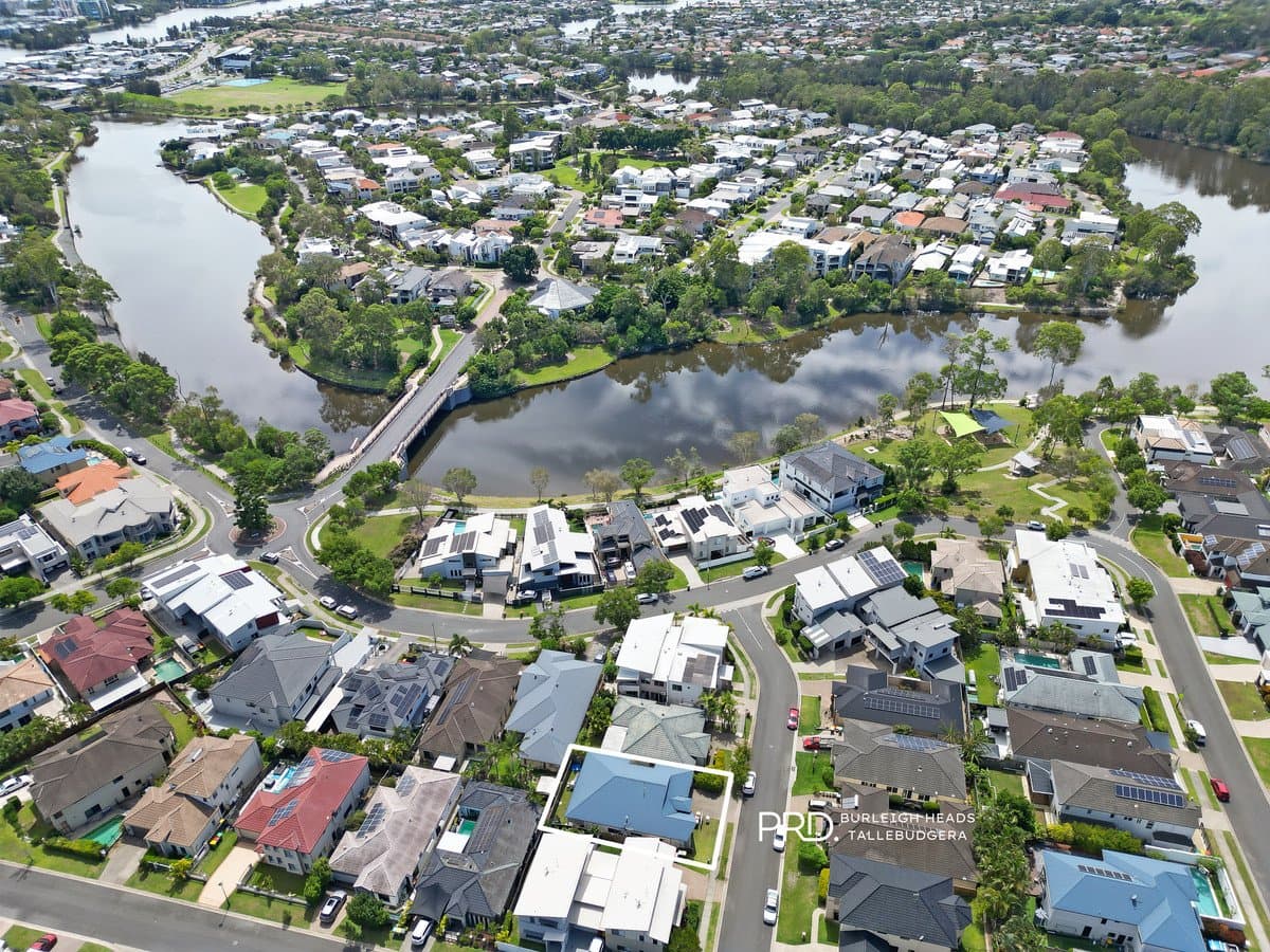 5 Palma Crescent, Varsity Lakes QLD 4227, Varsity Lakes - Thumbnail 2