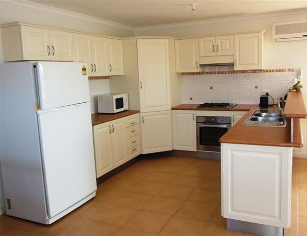 16 Irving Road, COWES VIC 3922, Cowes - Thumbnail 2