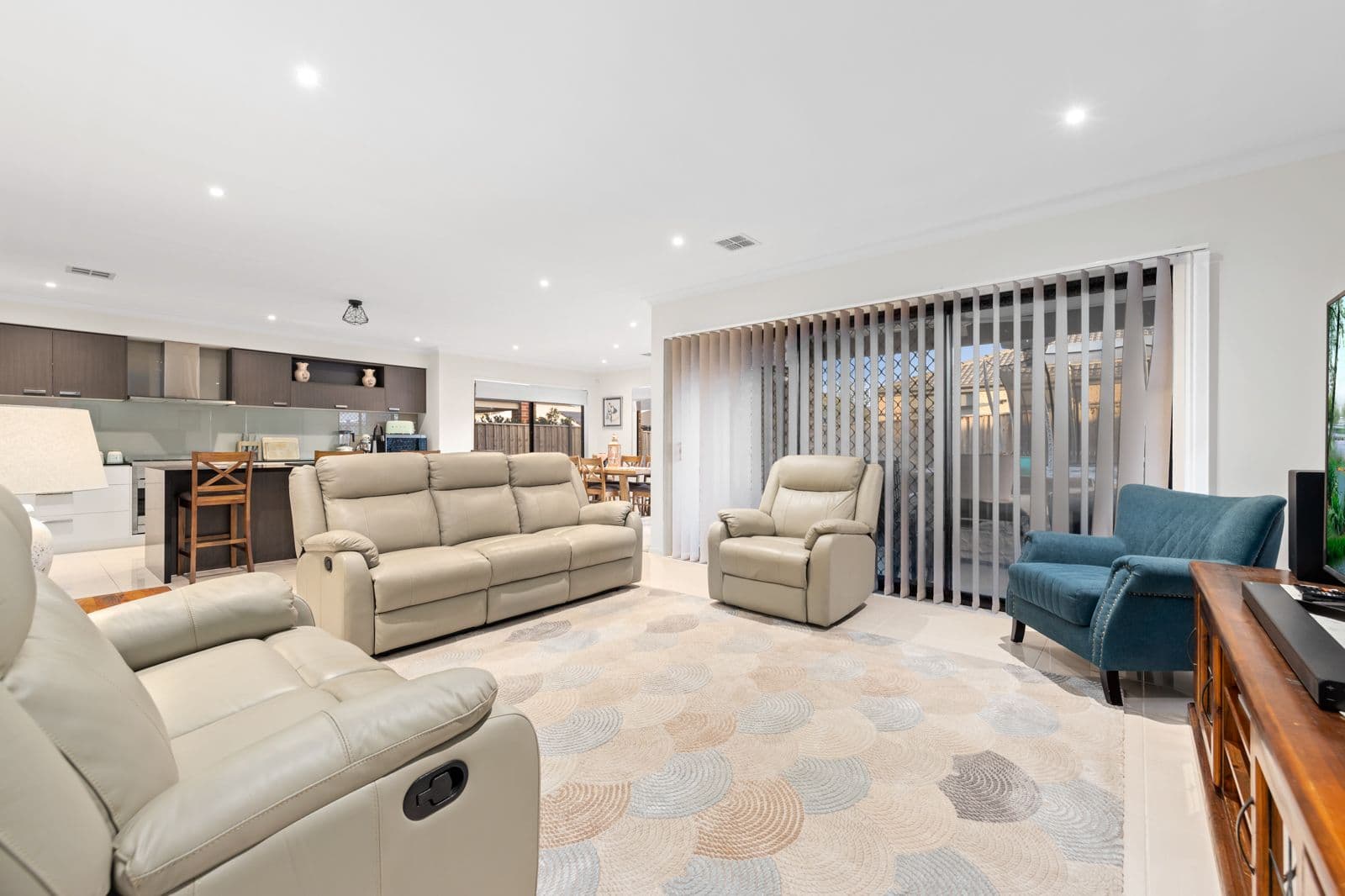 39 Union Street, Clyde North VIC 3978, Clyde North - Thumbnail 6
