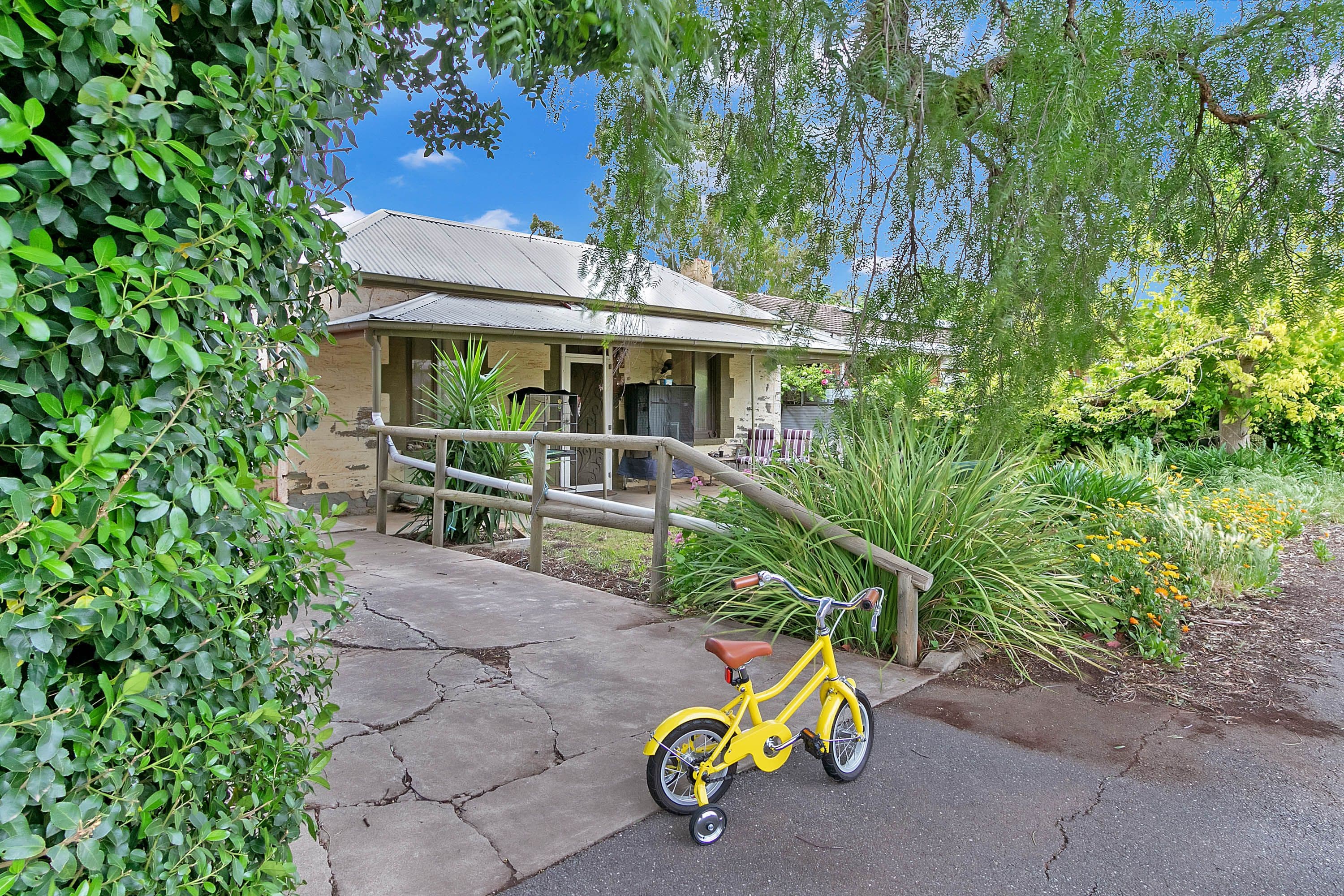 5 Strickland Street, Riverton SA 5412, Riverton - Image 1