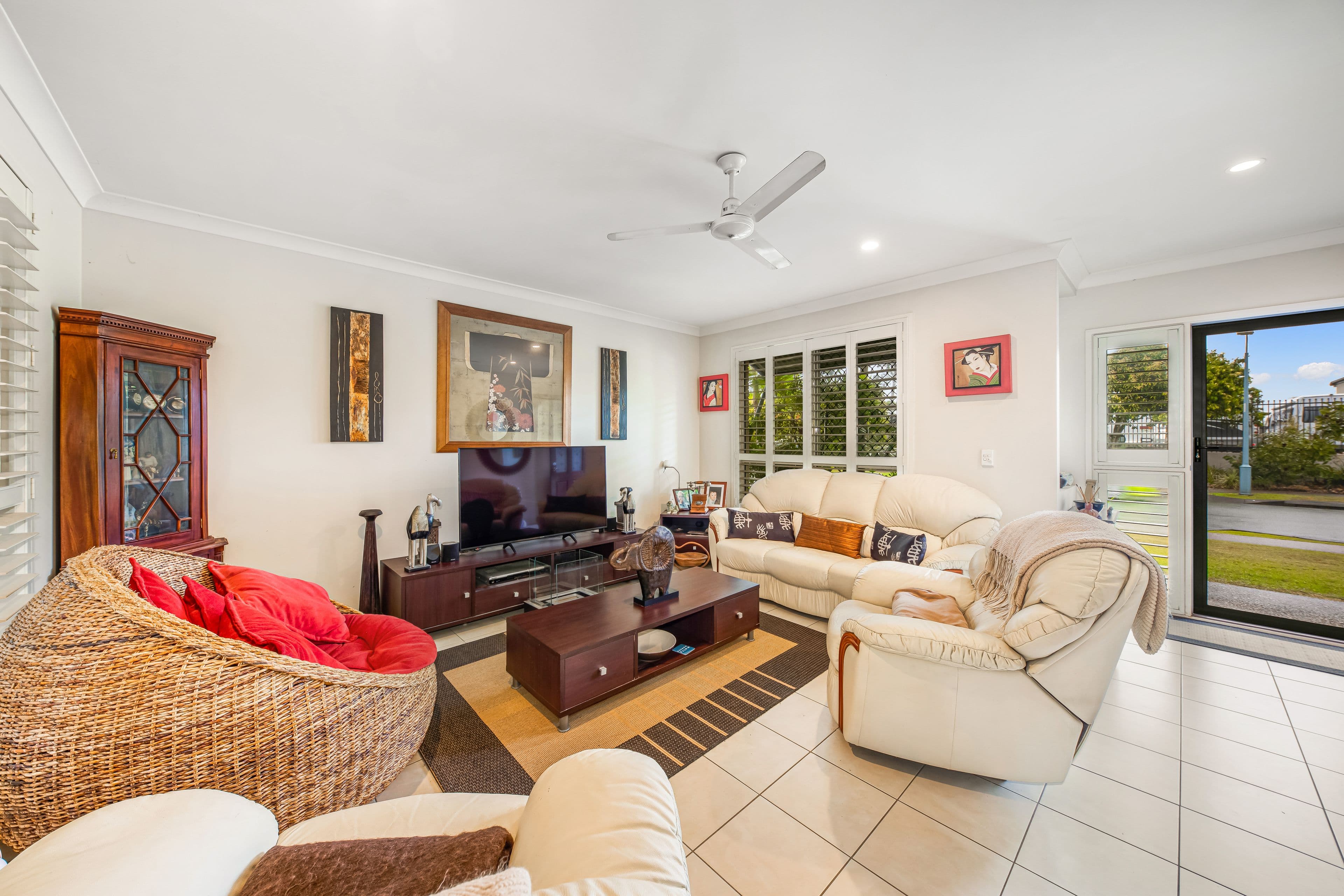 4 Whitsunday Drive, Pacific Paradise QLD 4564, Pacific Paradise - Thumbnail 2