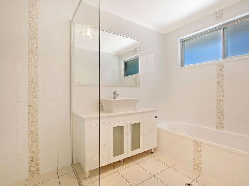 14 Jalanga Street, Belmont QLD 4153, Belmont - Thumbnail 4