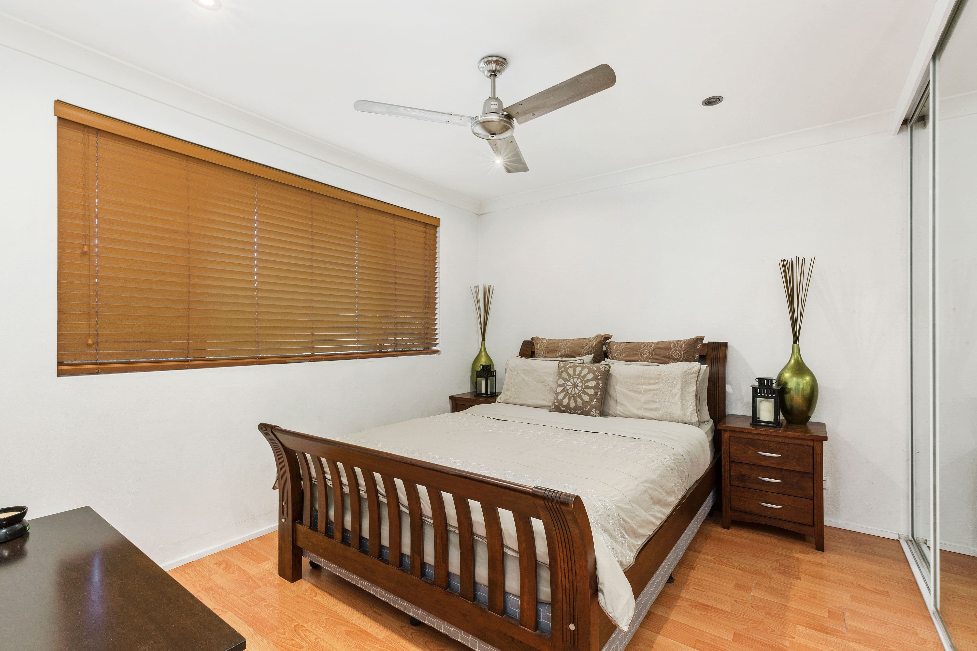 52 Oceanic Drive, Mermaid Waters QLD 4218, Mermaid Waters - Thumbnail 4