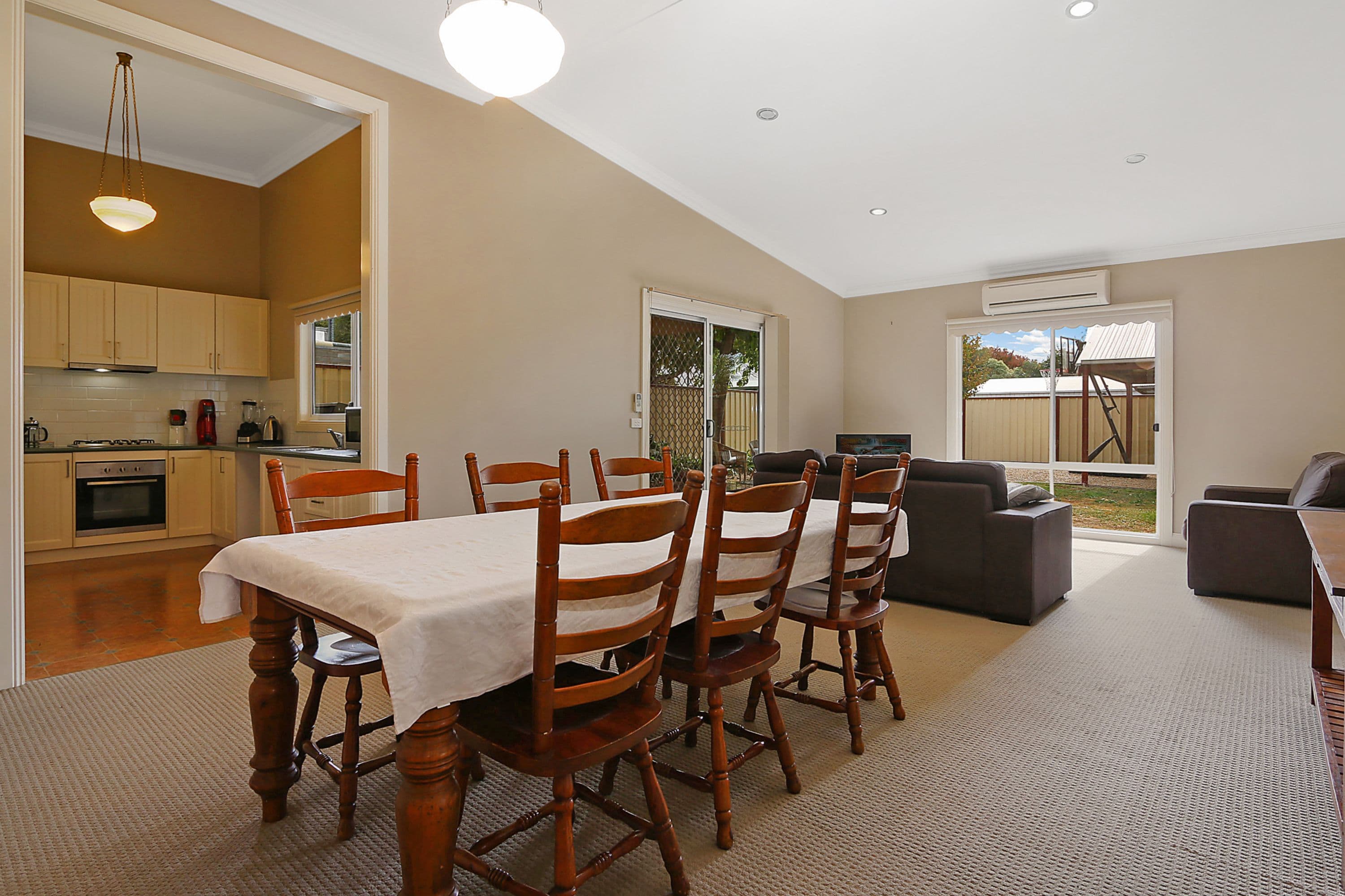 45 Benalla Street, Benalla VIC 3672, Benalla - Thumbnail 8