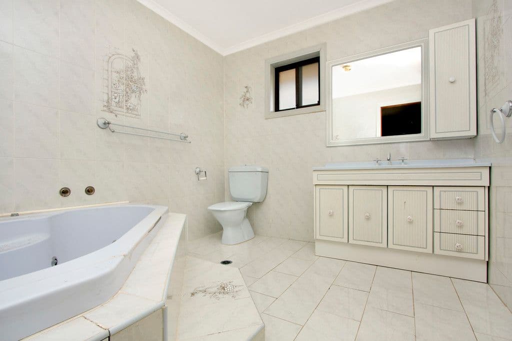 50 Greenfield Road, Greenfield Park NSW 2176, Greenfield Park - Thumbnail 4