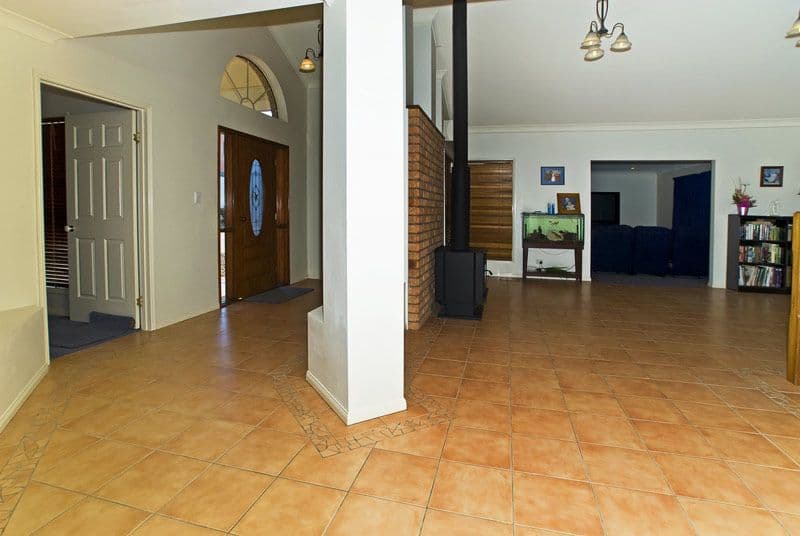 12 Marla Way, CARRARA QLD 4211, Carrara - Thumbnail 4