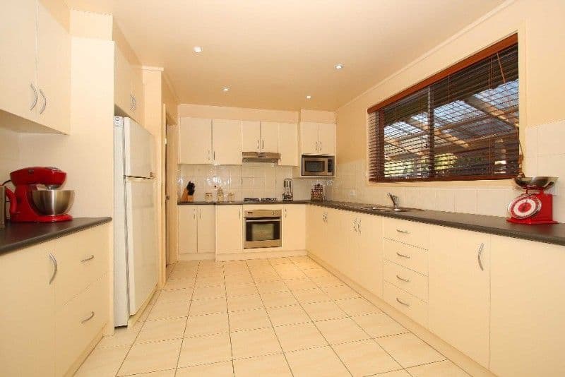1186 Plenty Road, BUNDOORA VIC 3083, Bundoora - Thumbnail 3