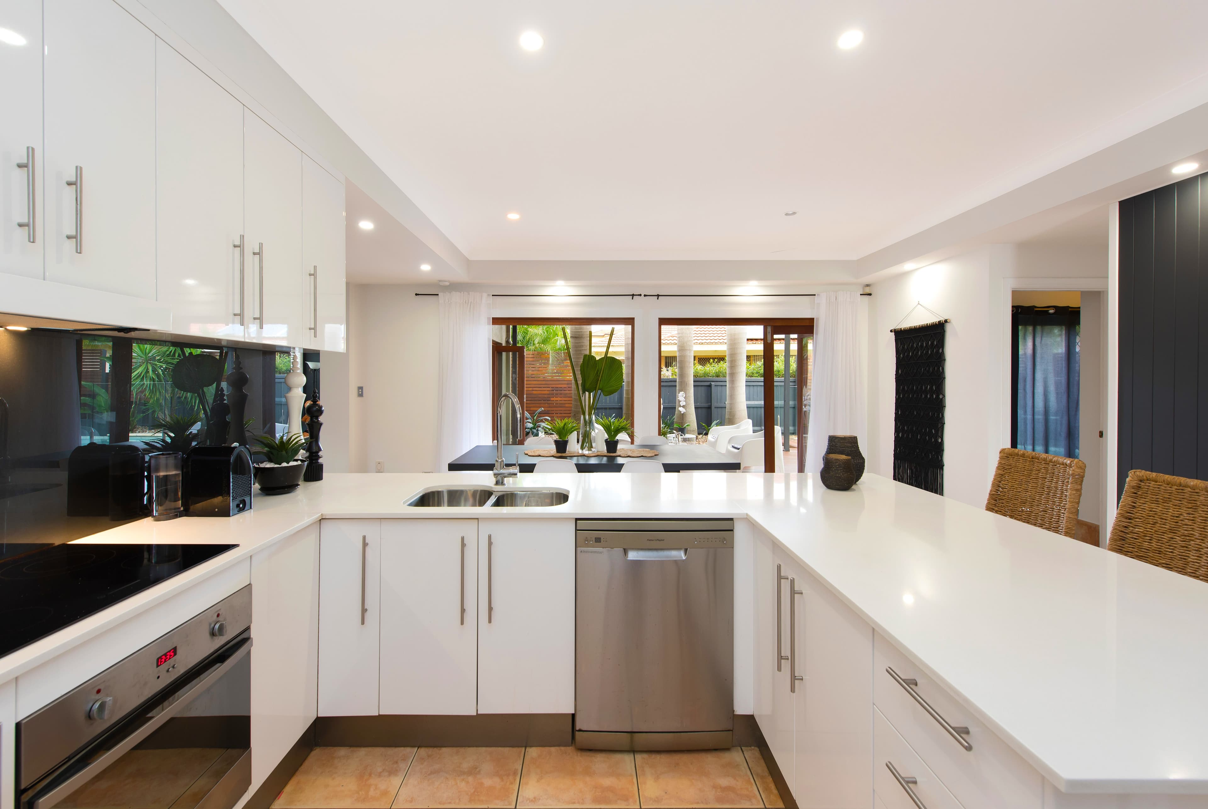 57 Amersham Crescent, Carindale QLD 4152, Carindale - Thumbnail 6