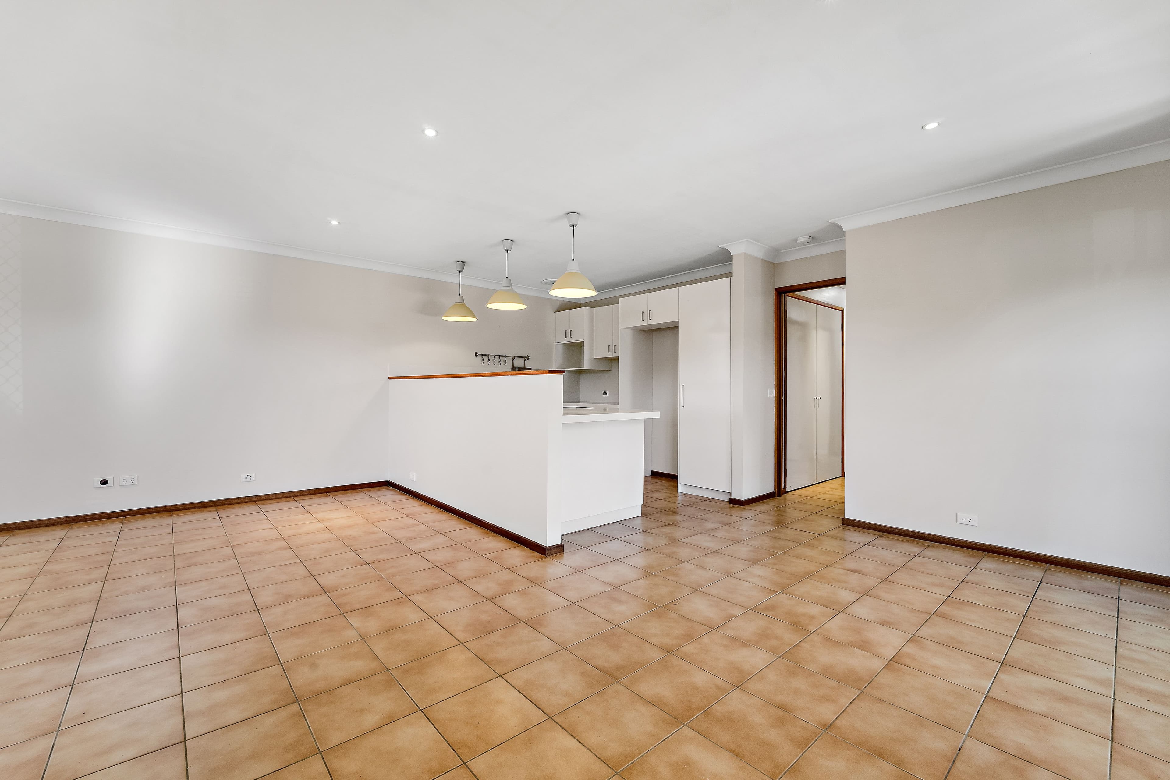 16 Ironbark Crescent, Banks ACT 2906, Banks - Thumbnail 4