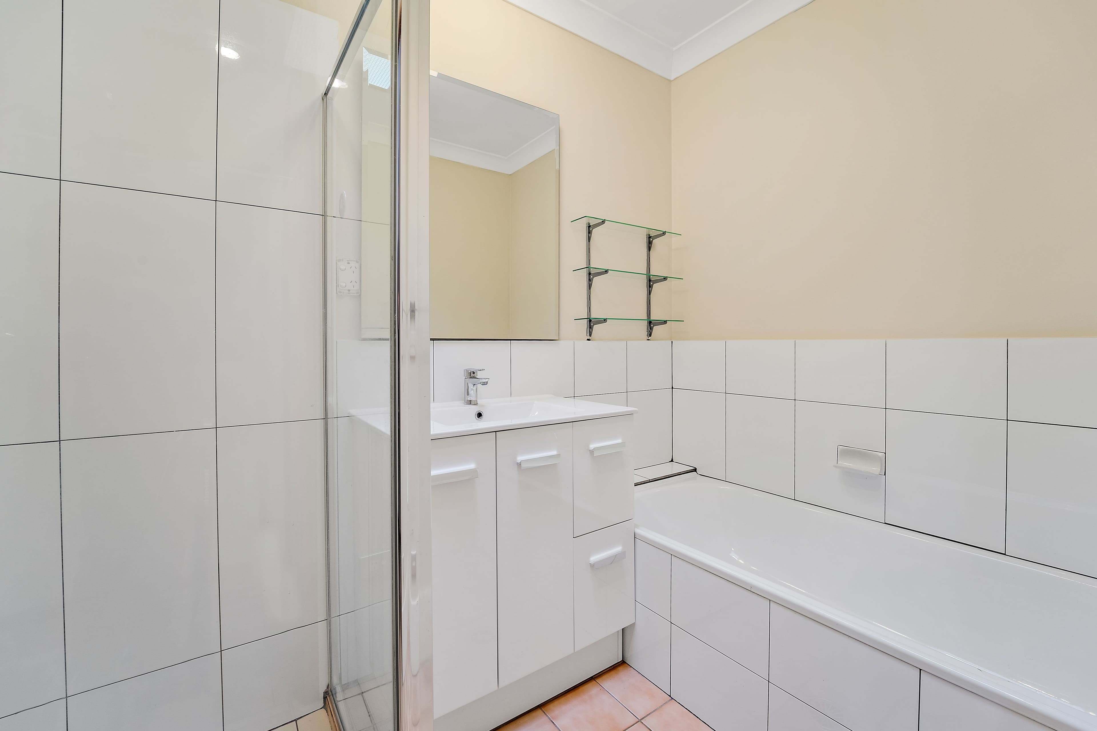 16 Ironbark Crescent, Banks ACT 2906, Banks - Thumbnail 8