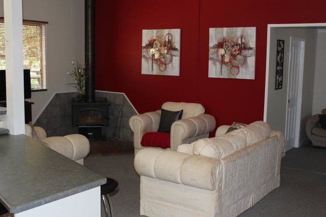 17 Carter Street, CHARLEVILLE QLD 4470, Charleville - Thumbnail 6