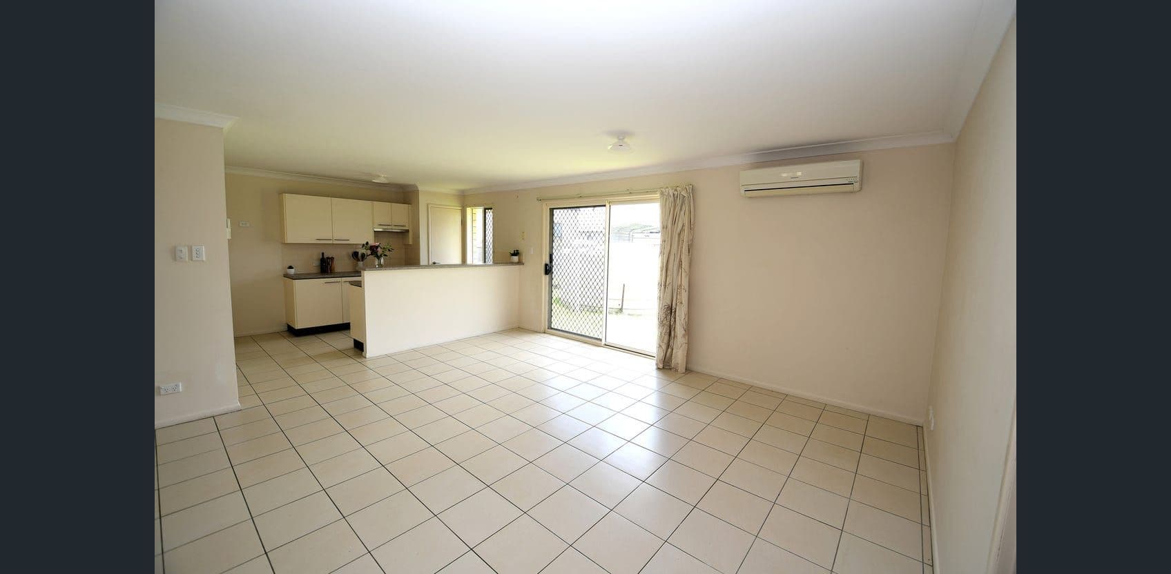 8 Varley Street, Lowood QLD 4311, Lowood - Thumbnail 4