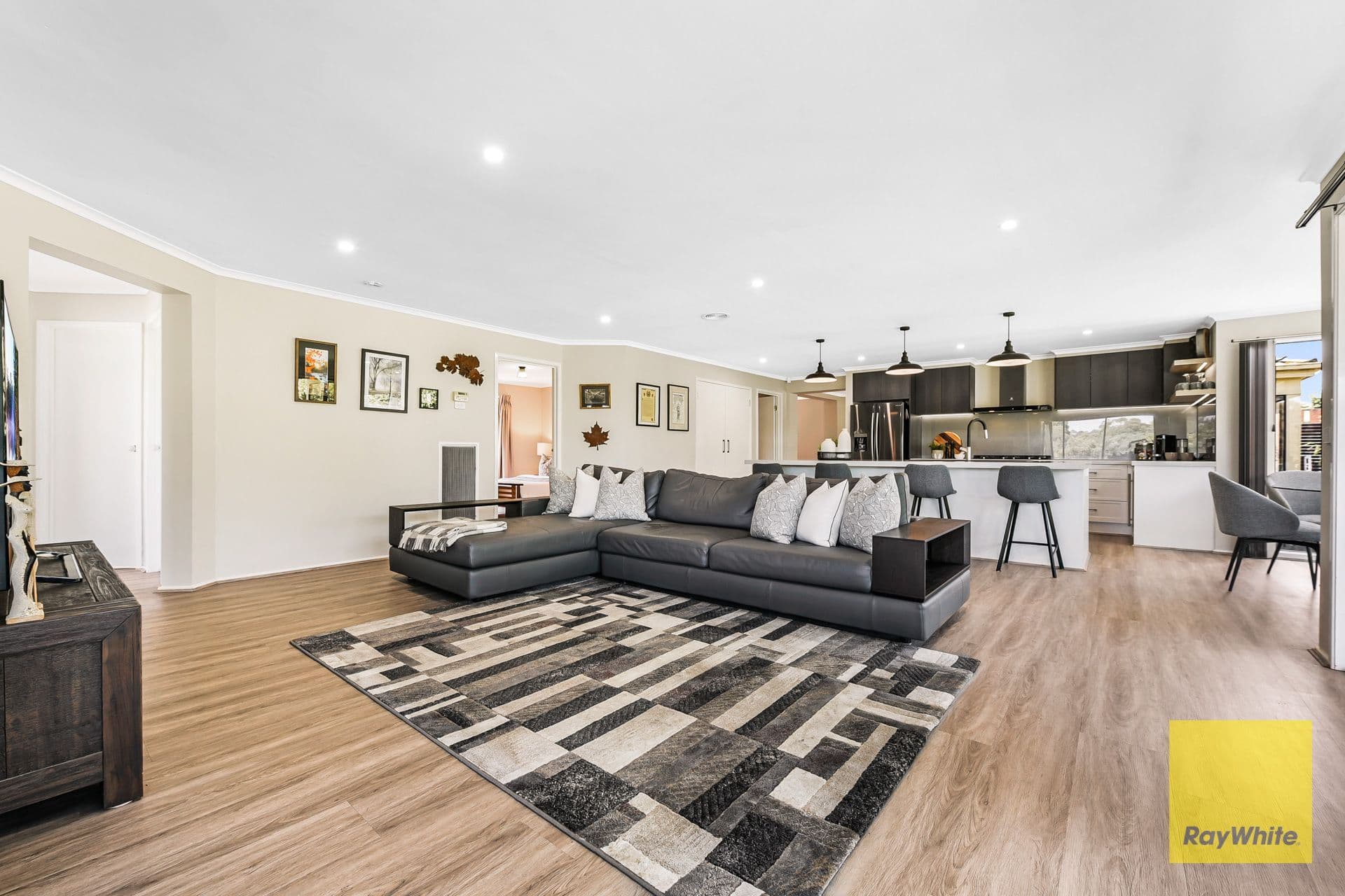 88 David Collins Drive, Endeavour Hills VIC 3802, Endeavour Hills - Thumbnail 5