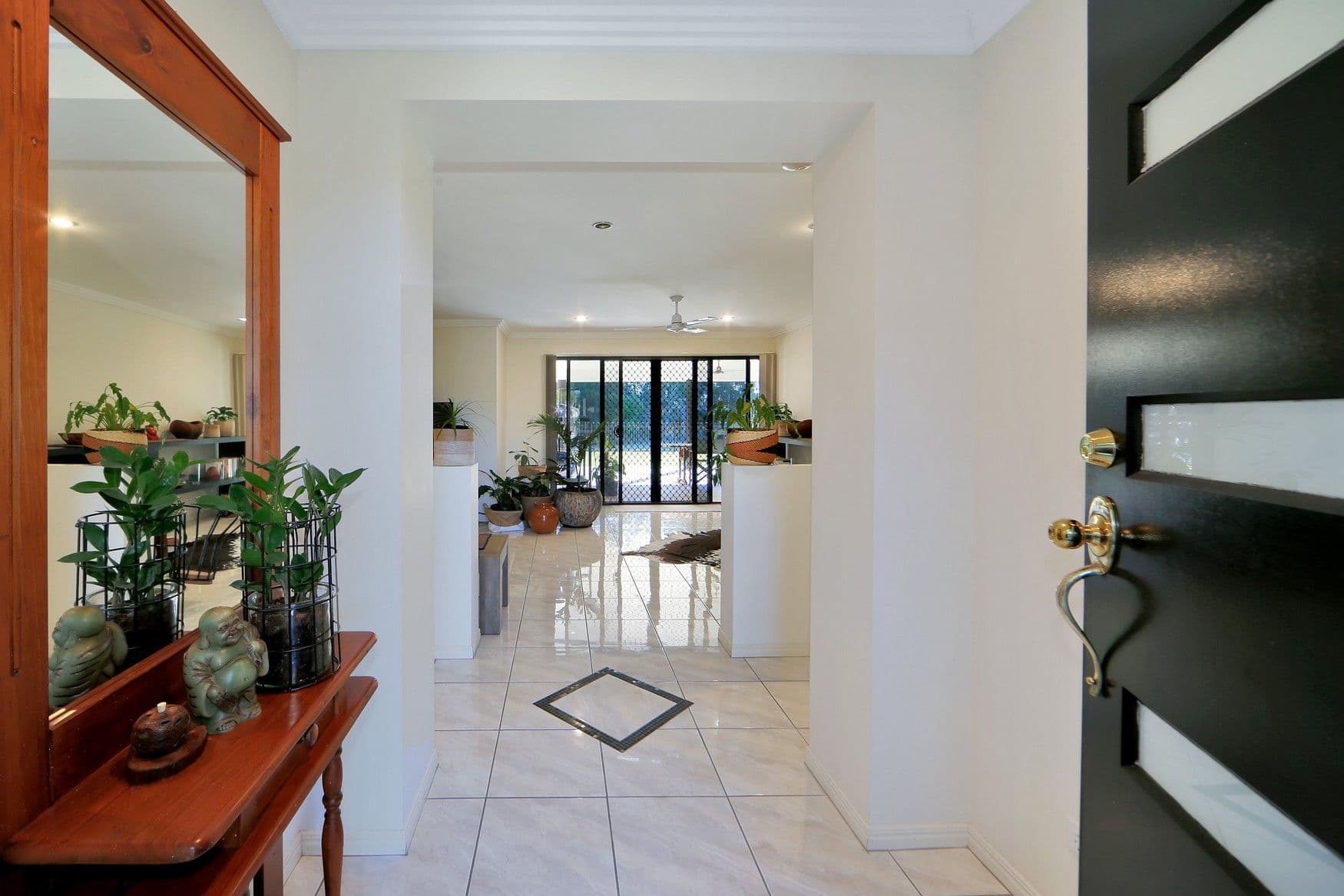 27 Oceanview Street, Point Vernon QLD 4655, Point Vernon - Thumbnail 5