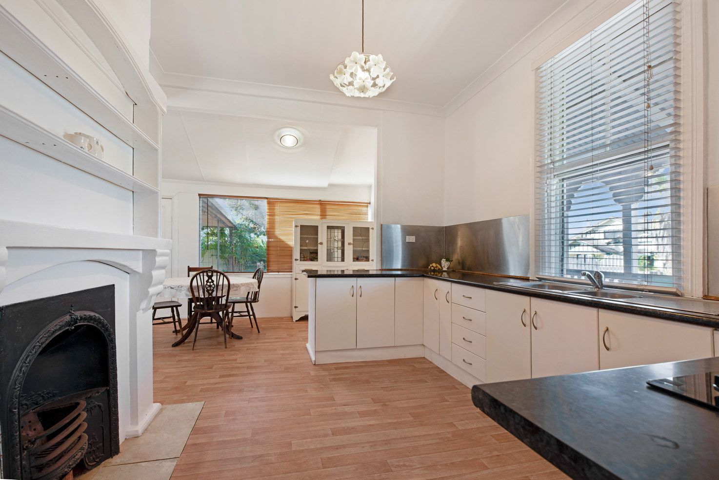 87 Francis Street, Beachlands WA 6530, Beachlands - Thumbnail 3
