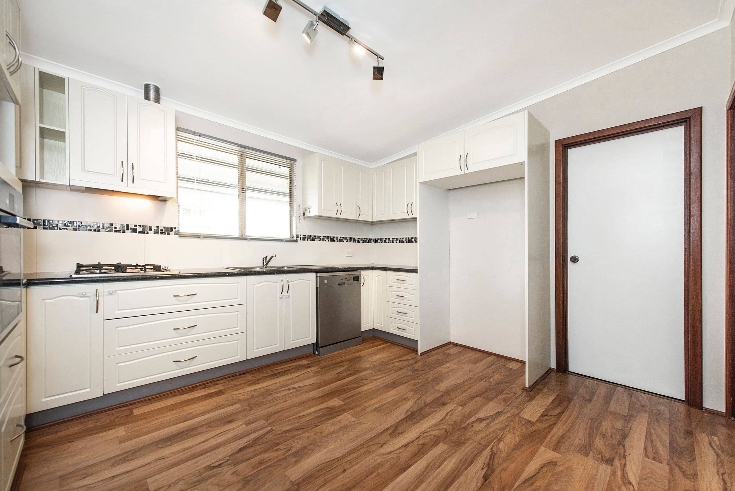 22 Brockholes Street, Bullsbrook WA 6084, Bullsbrook - Thumbnail 5
