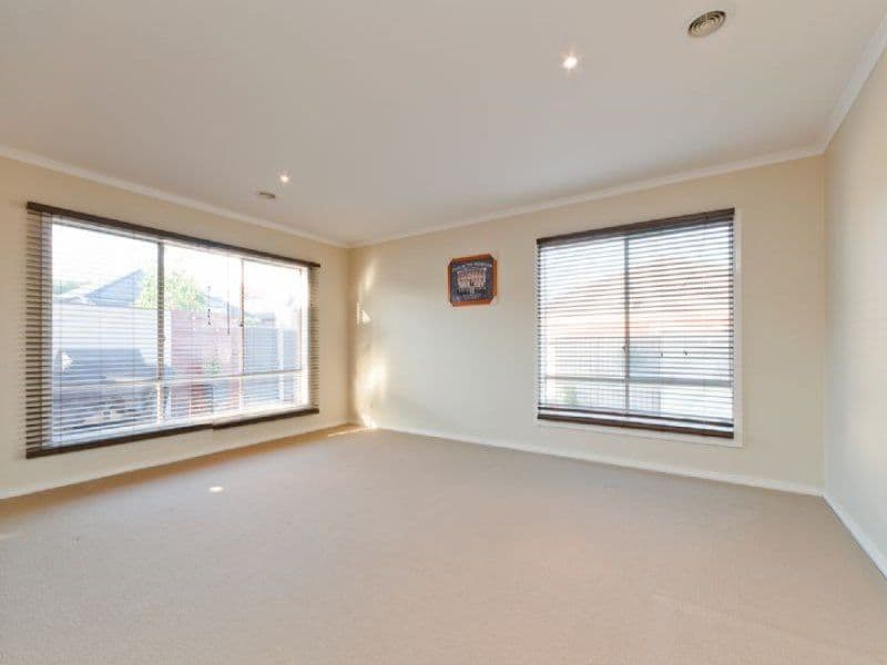 36 Bowral Loop, CRAIGIEBURN VIC 3064, Craigieburn - Thumbnail 5