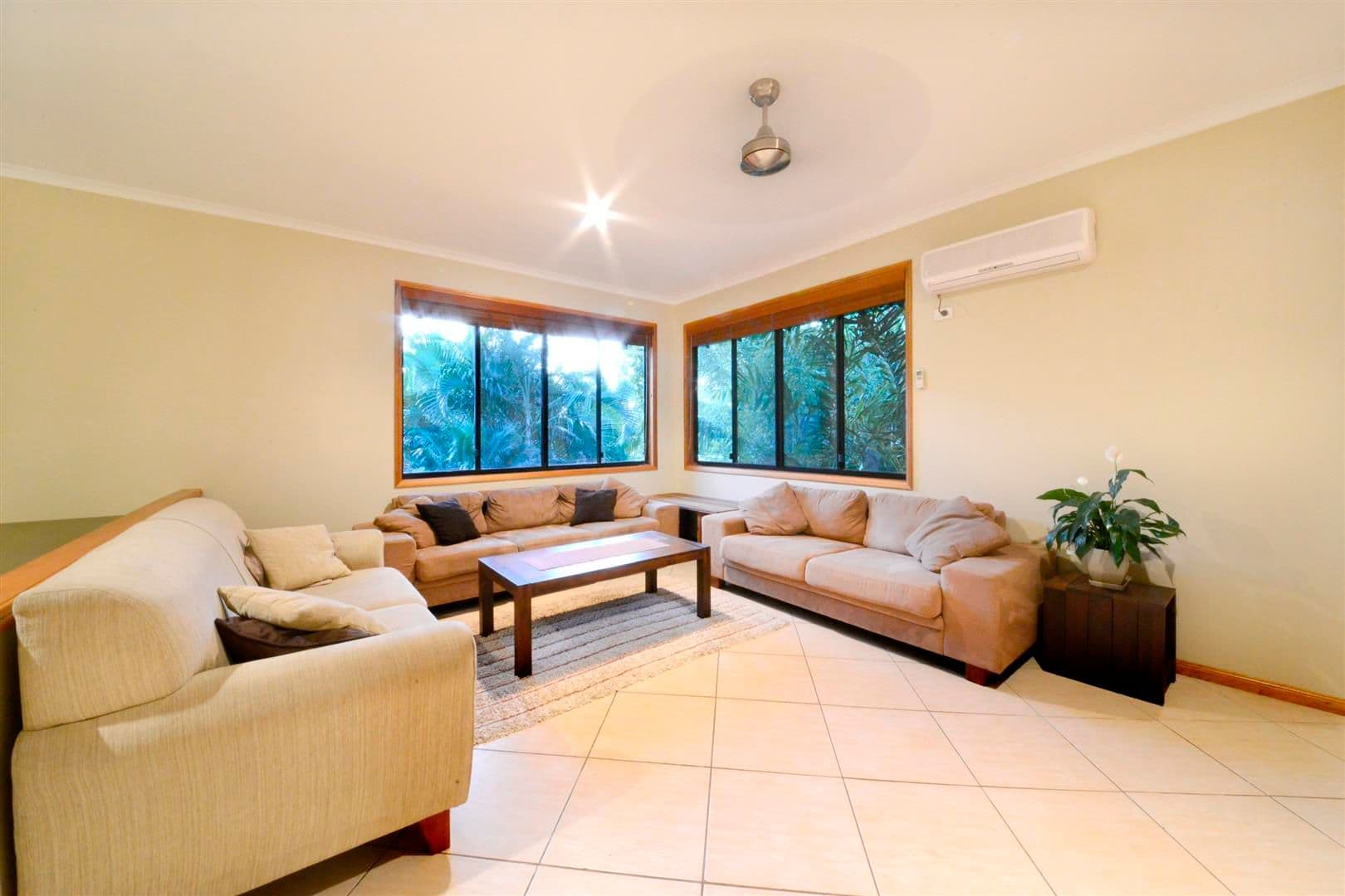 5 Cedar Crescent, JUBILEE POCKET QLD 4802, Jubilee Pocket - Thumbnail 3