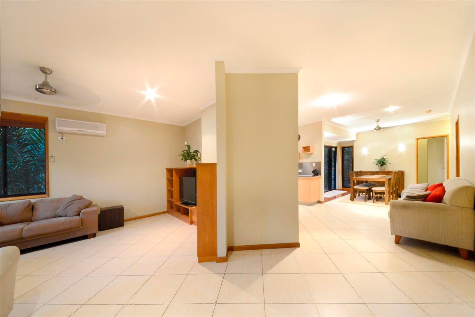5 Cedar Crescent, JUBILEE POCKET QLD 4802, Jubilee Pocket - Thumbnail 5