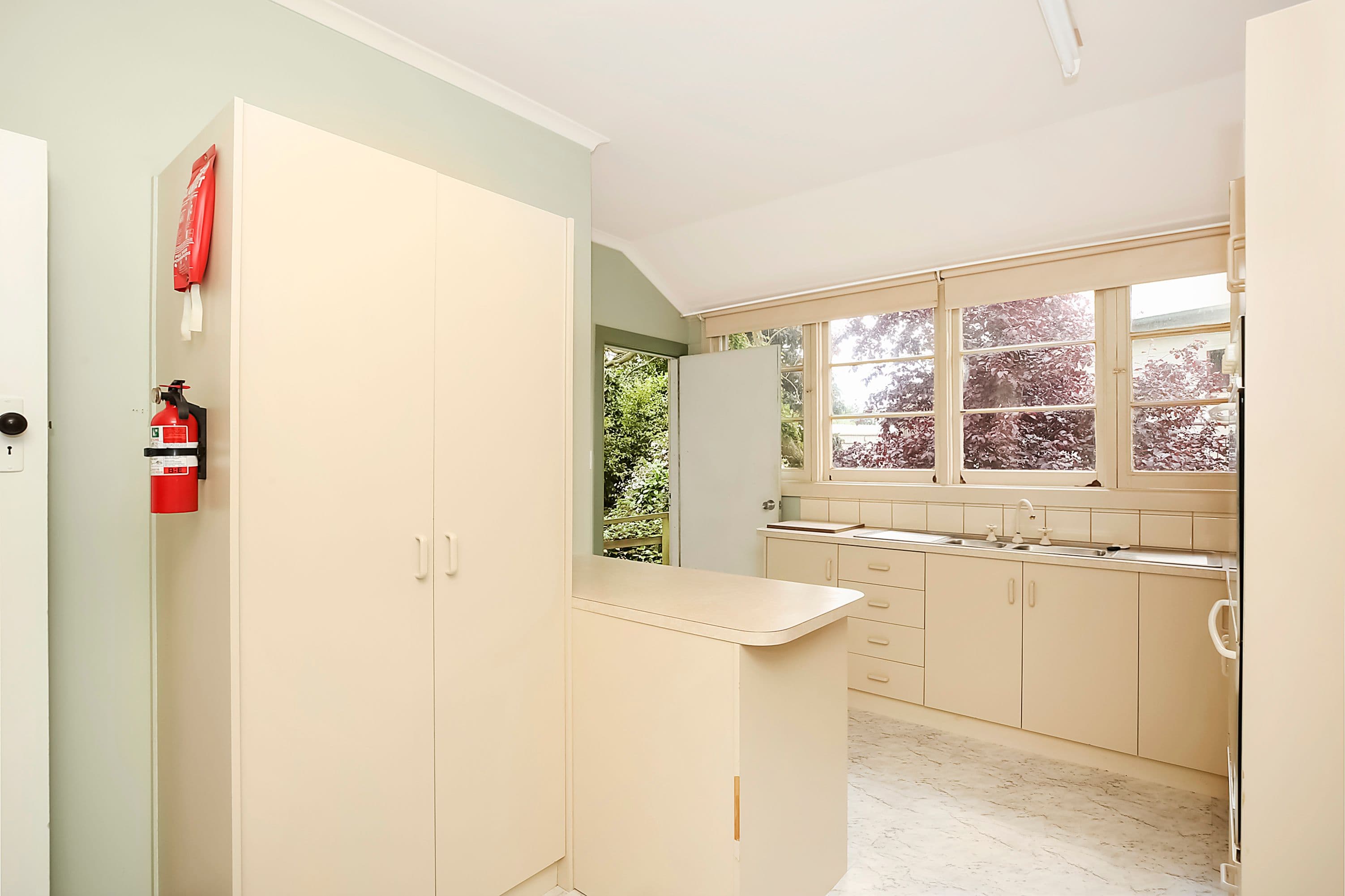 26 Barkly Street, CAMPERDOWN VIC 3260, Camperdown - Thumbnail 4