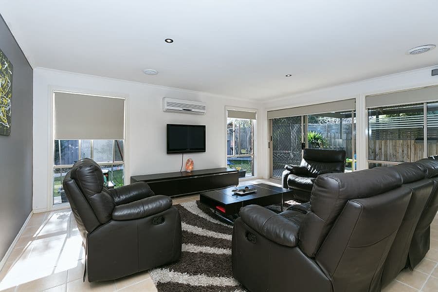 26 Staton Crescent, MELTON WEST VIC 3337, Melton West - Thumbnail 4