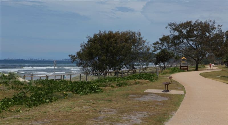 16 Fraser Avenue, MIAMI QLD 4220, Miami - Thumbnail 3