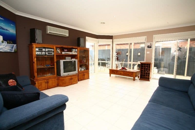 148 Waradgery Drive, ROWVILLE VIC 3178, Rowville - Thumbnail 5
