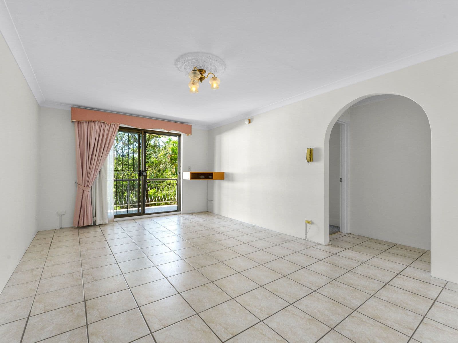 43 Hunter Street, Wooloowin QLD 4030, Wooloowin - Thumbnail 2
