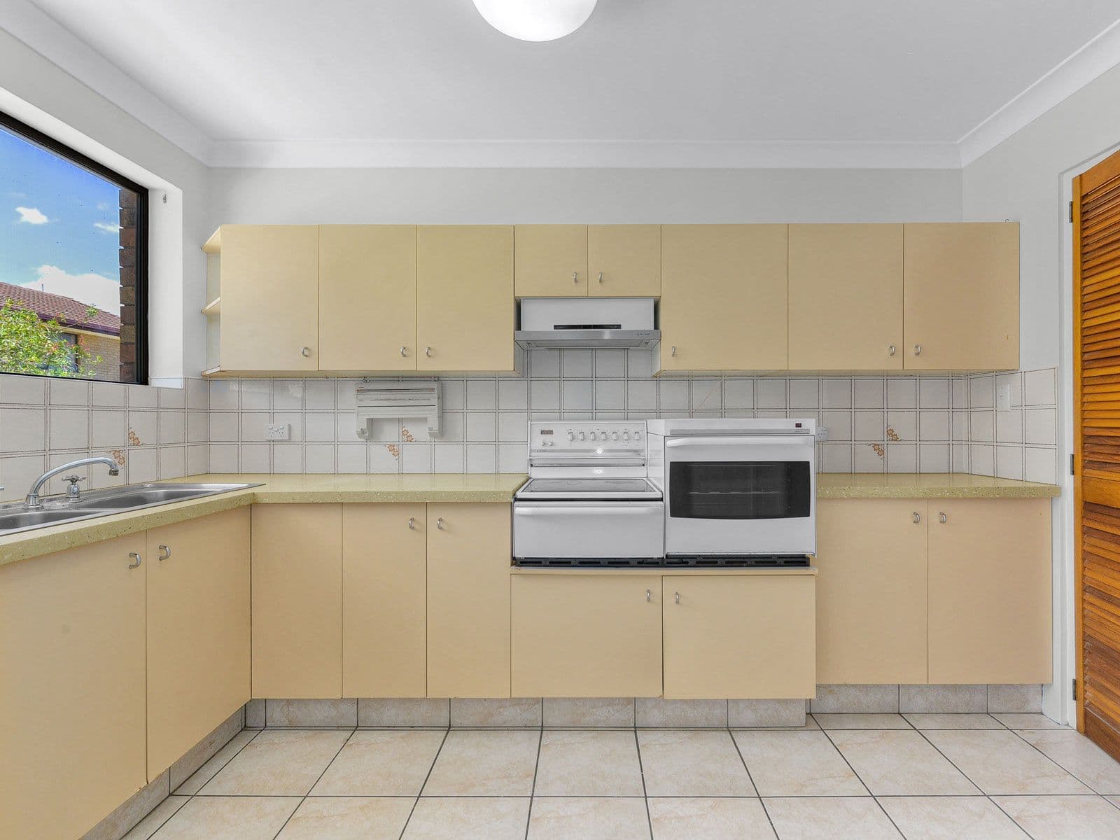 43 Hunter Street, Wooloowin QLD 4030, Wooloowin - Thumbnail 4