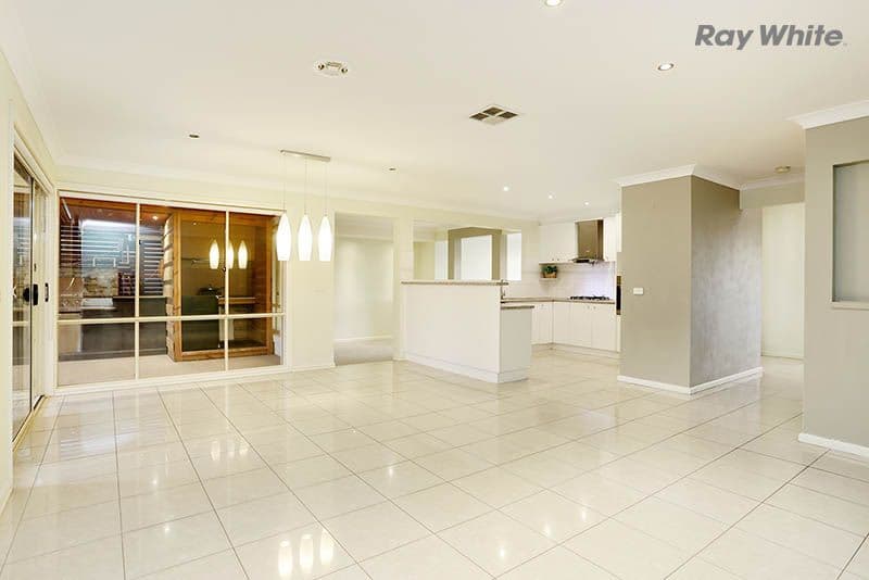22 Paola Circuit, Point Cook VIC 3030, Point Cook - Thumbnail 4