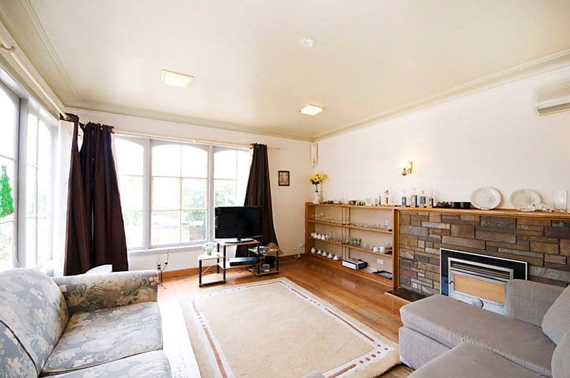 2 Herbert Street, MOUNT WAVERLEY VIC 3149, Mount Waverley - Thumbnail 2