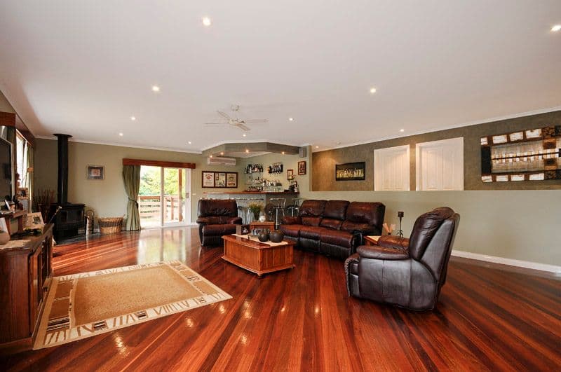 11 Anthony Drive, CHIRNSIDE PARK VIC 3116, Chirnside Park - Thumbnail 2