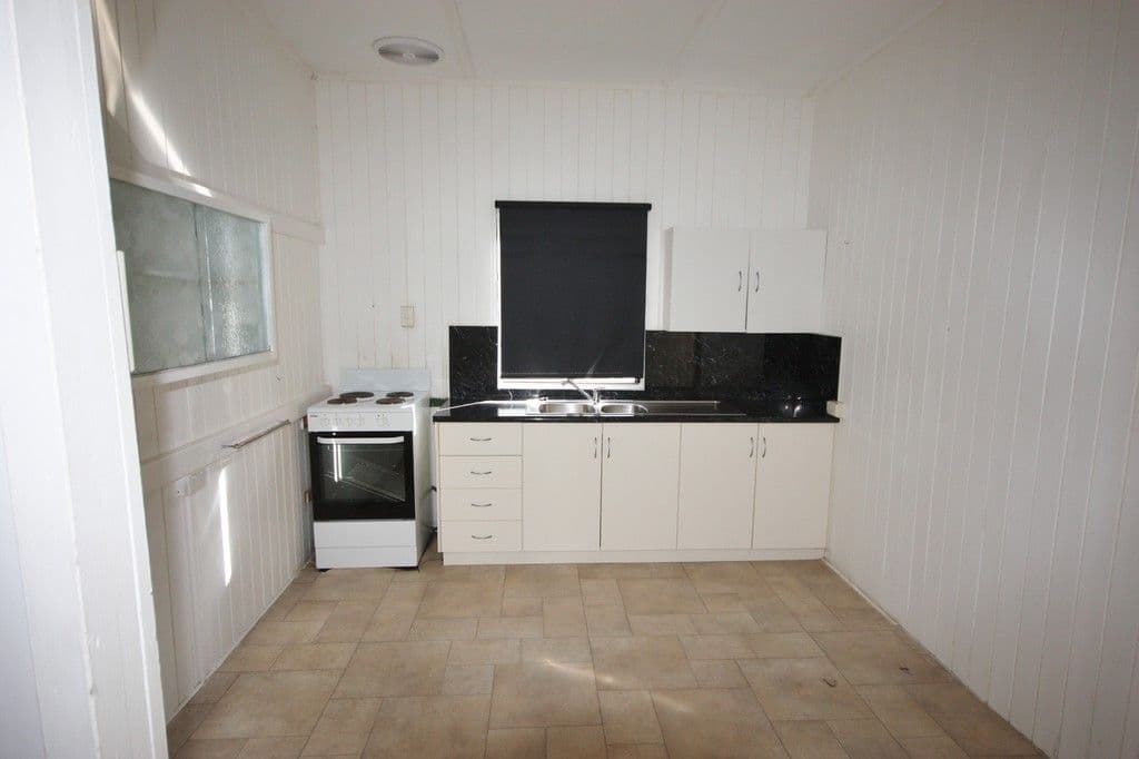 73 Juliet Street, South Mackay QLD 4740, South Mackay - Thumbnail 3