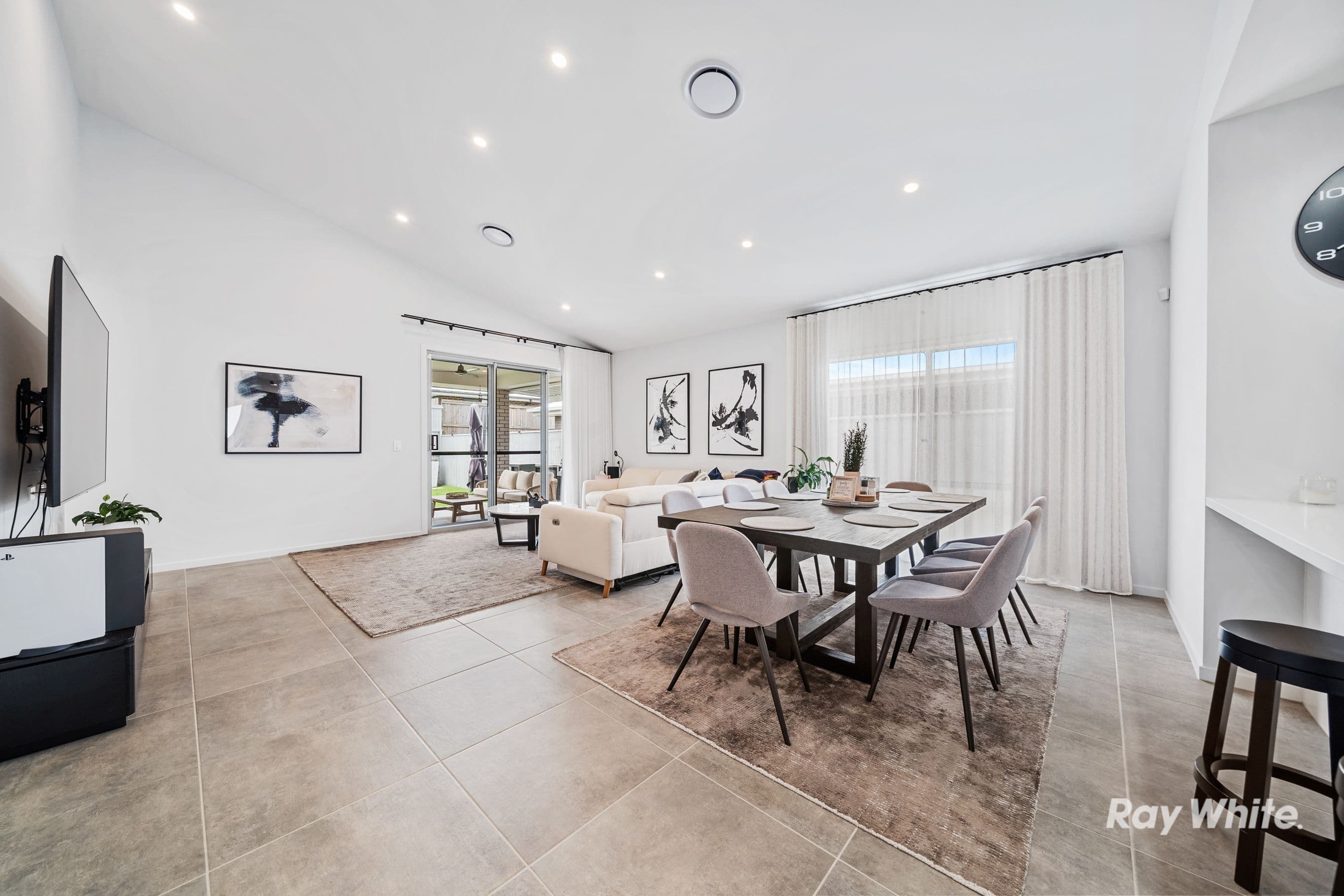 7 Snowdonia Crescent, Yarrabilba QLD 4207, Yarrabilba - Thumbnail 4