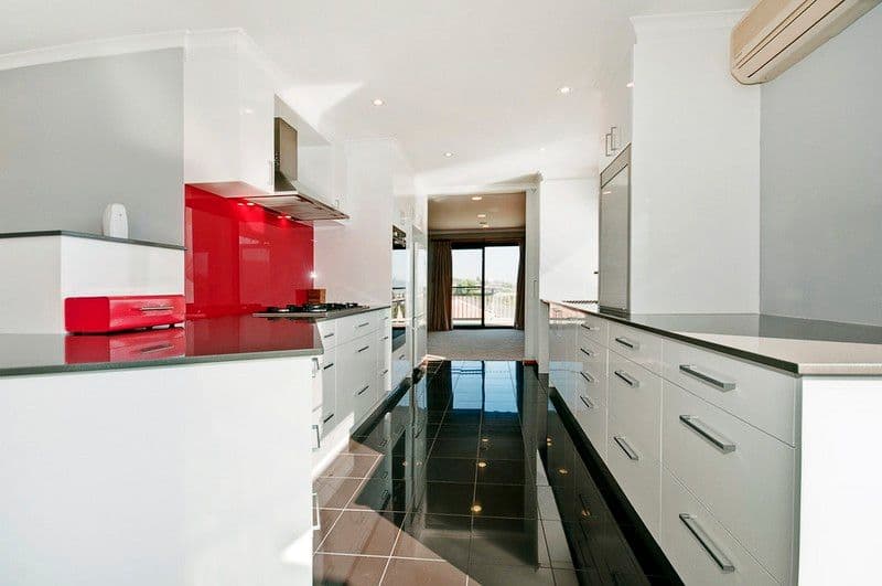 5 Mackerras Crescent, THEODORE ACT 2905, Theodore - Thumbnail 2